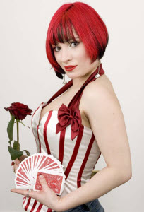 Laura London, female magician for close up and cabaret