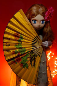 Manga Doll Plastic Sister and fan